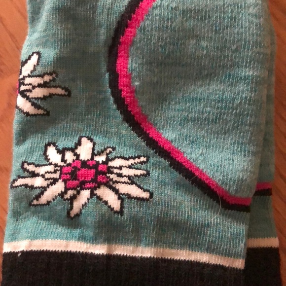 Darn Tough snowboard socks. Small, BNWT - Picture 4 of 5